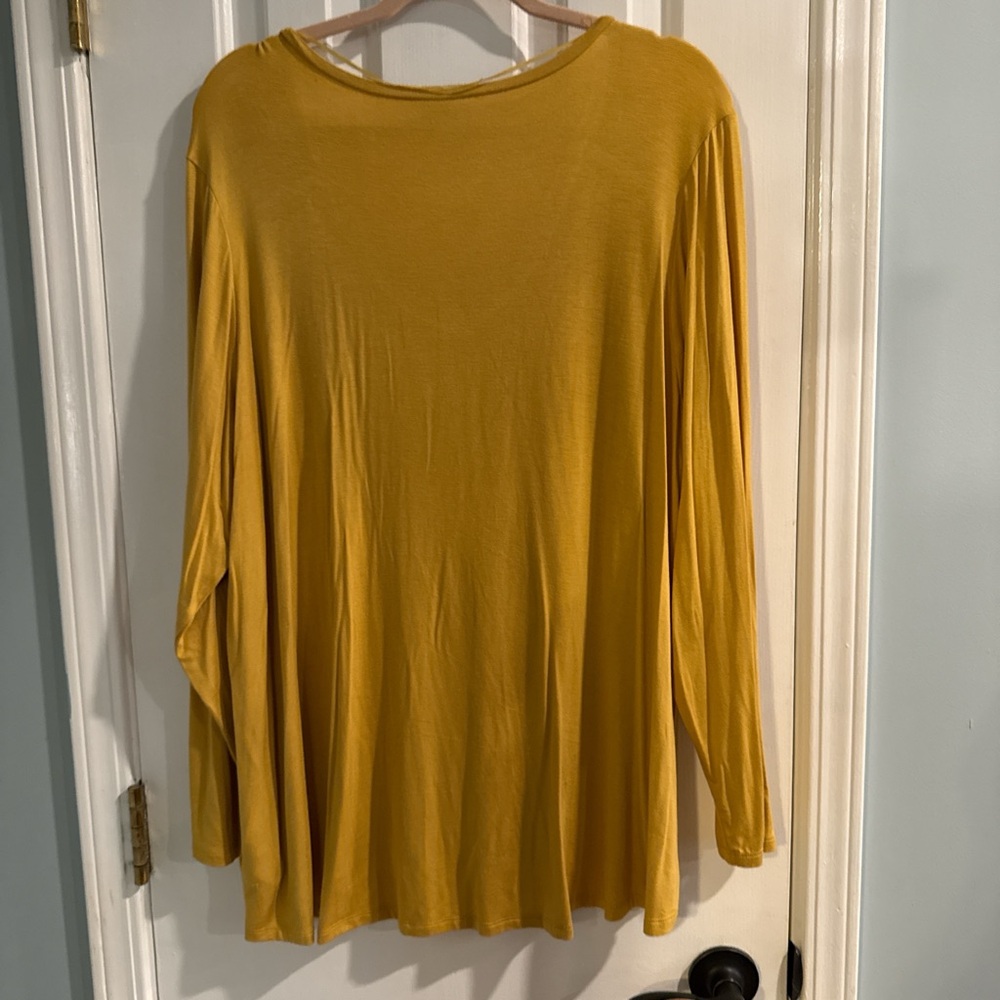 Cable & Gauge Mustard Long Sleeve Tunic Top - Picture 3 of 3